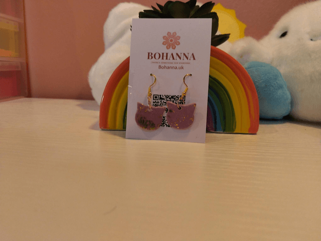Handmade polymer clay gold cat earrings 