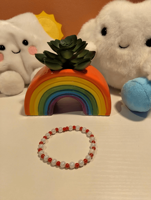  Handmade beaded bracelet -Red and white 