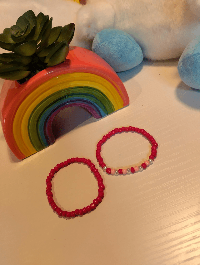 Hand beaded bracelet set Pink and red 